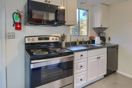 Blue Door Cottage 12 Miles To Yosemite Bbq Oakhurst Esterno foto